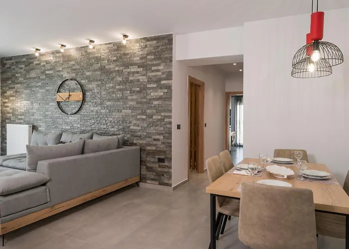 Aromi Chania (Crete)