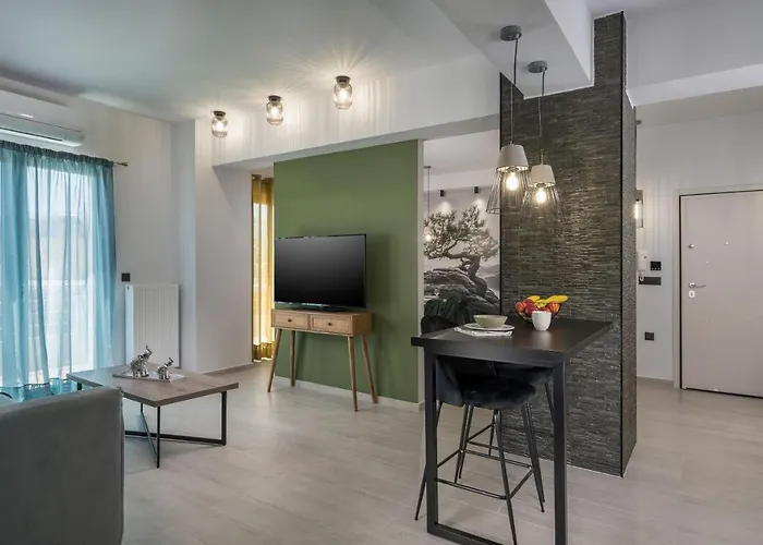 Aromi Chania (Crete)